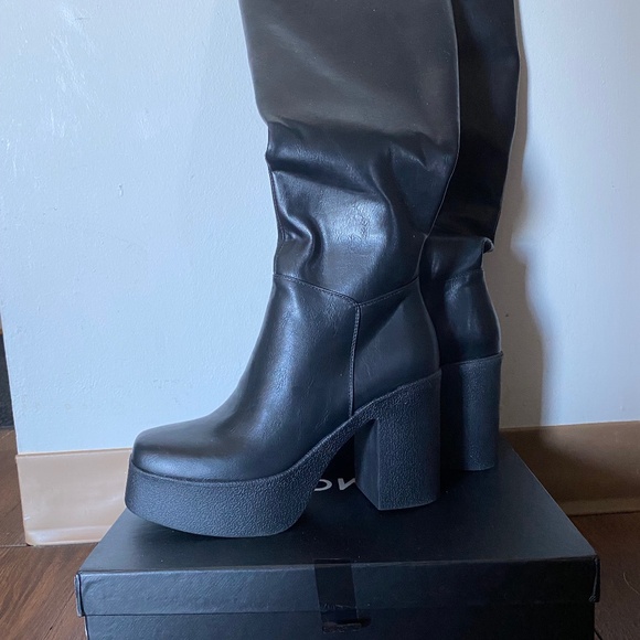 Slick Nicks Wide Calf Platform Knee-High Boots Size 8 - Picture 1 of 5